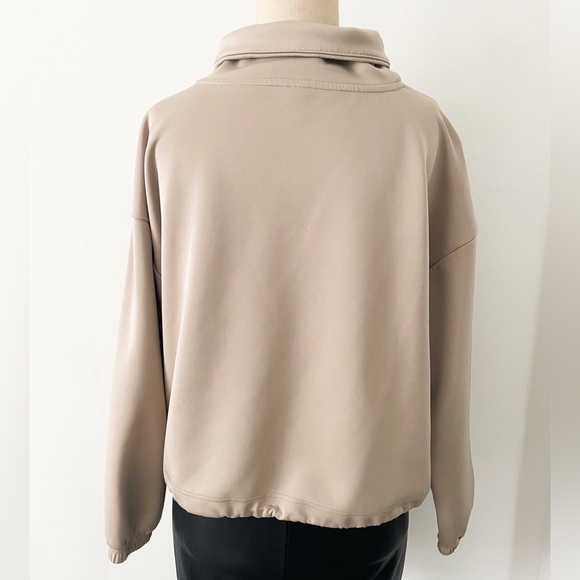 Joe Fresh Activewear Women’s Cowl Neck Top with Adjustable Hem- Size M - Picture 6 of 8